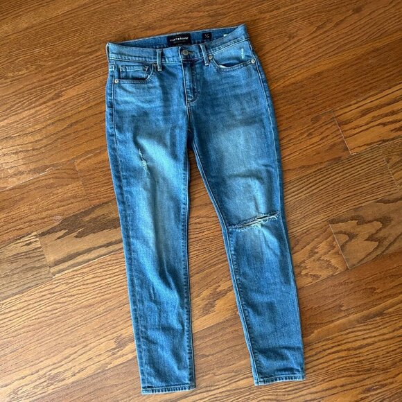 Lucky Brand Brook Crop Ankle Jeans  Ripped Knee Size 2 Size 26 Straight Leg - Picture 8 of 8